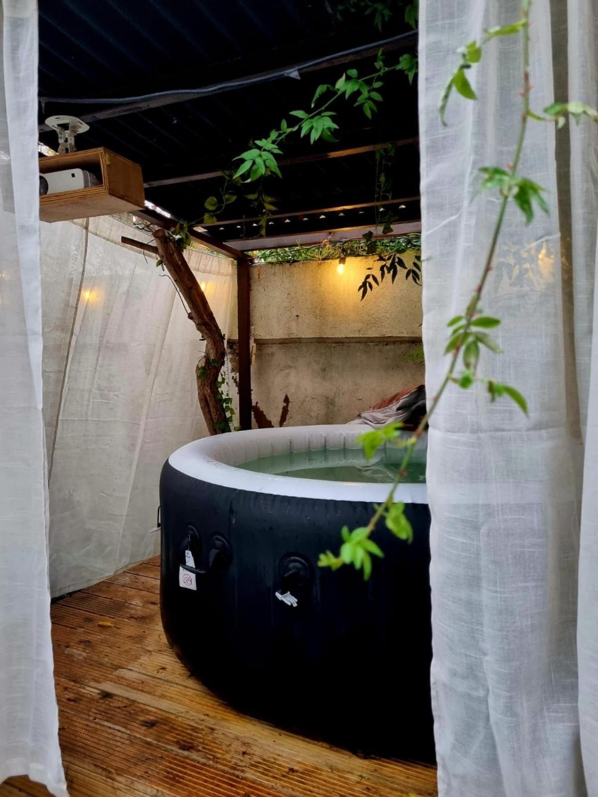 Master En - Townhouse Double With Garden & Hot Tub * Londres