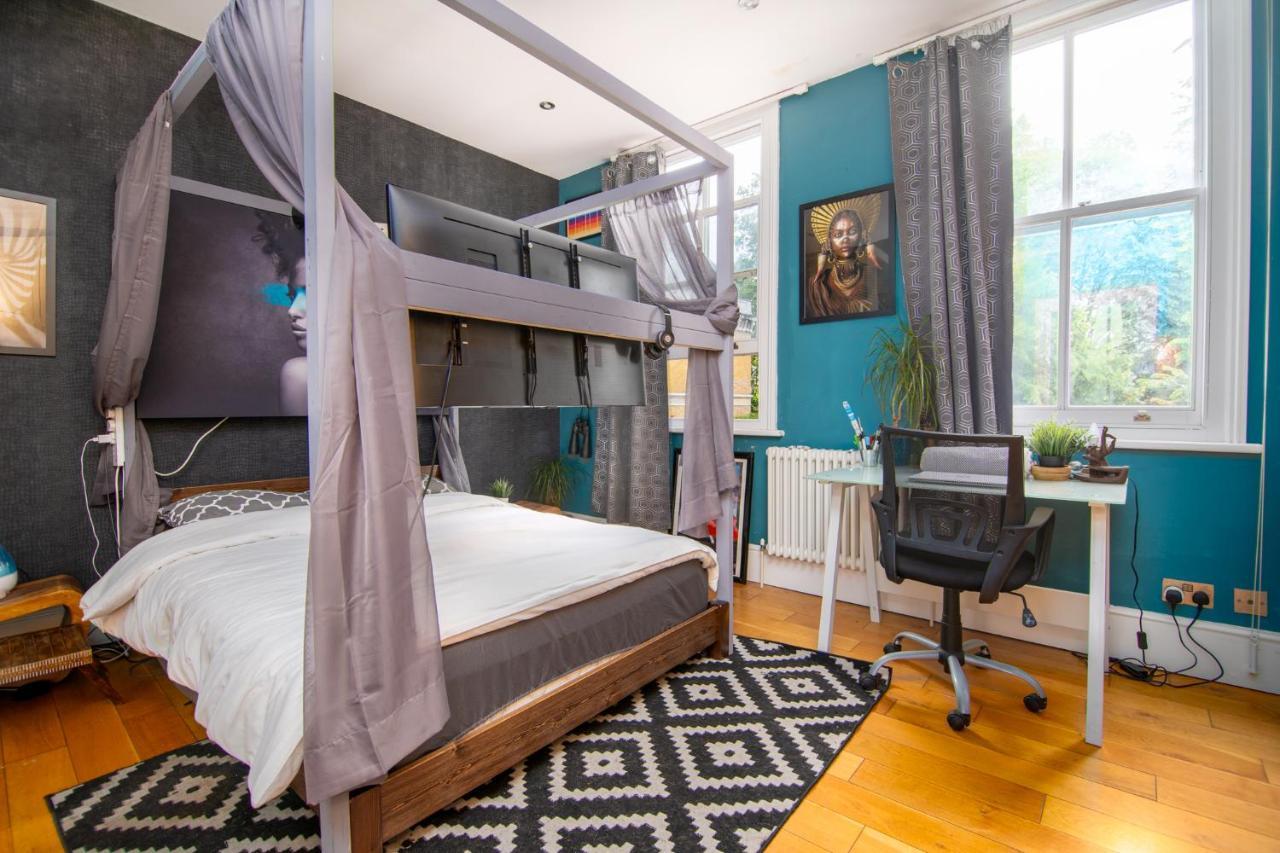 Homestay Master En - Townhouse Double With Garden & Hot Tub