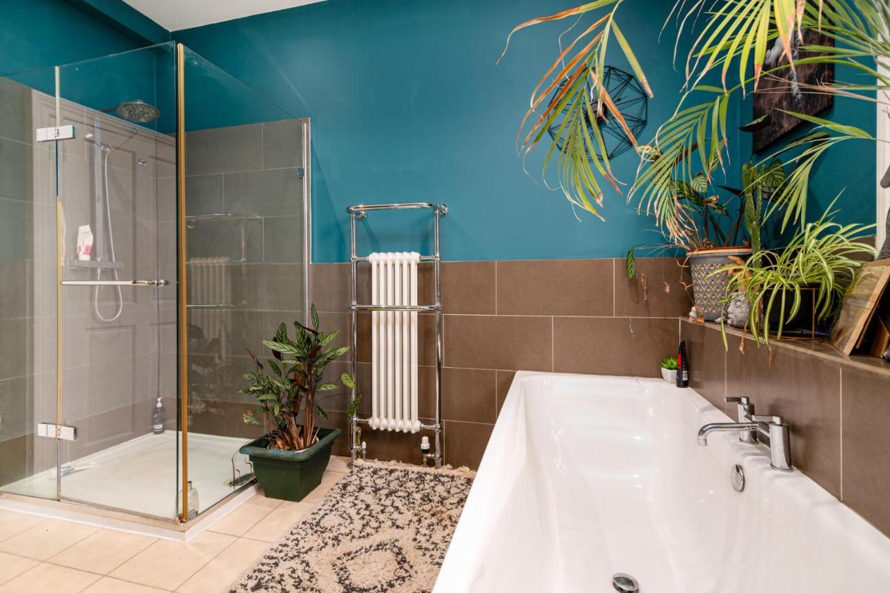 Master En - Townhouse Double With Garden & Hot Tub